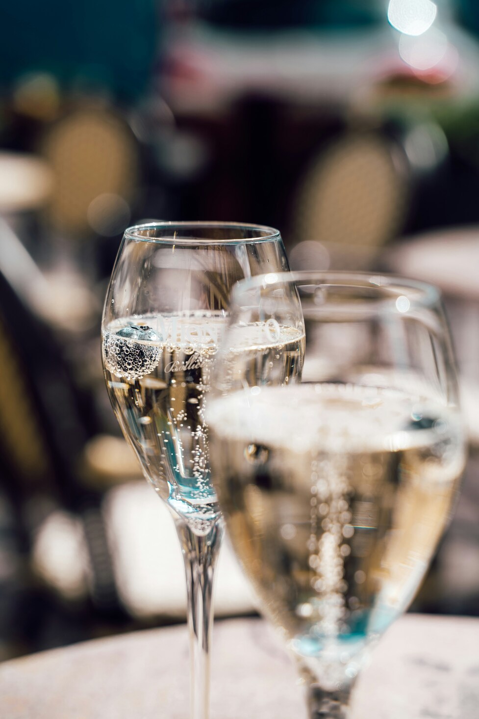 small champagne tour from paris