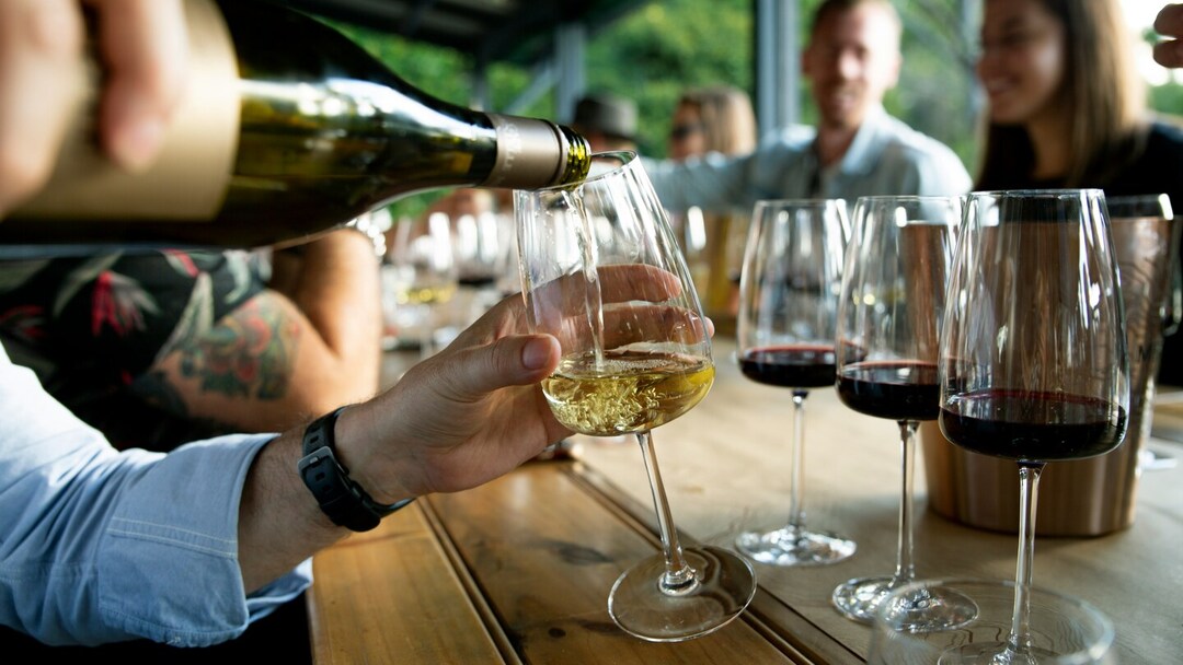 how-to-choose-small-group-wine-tour
